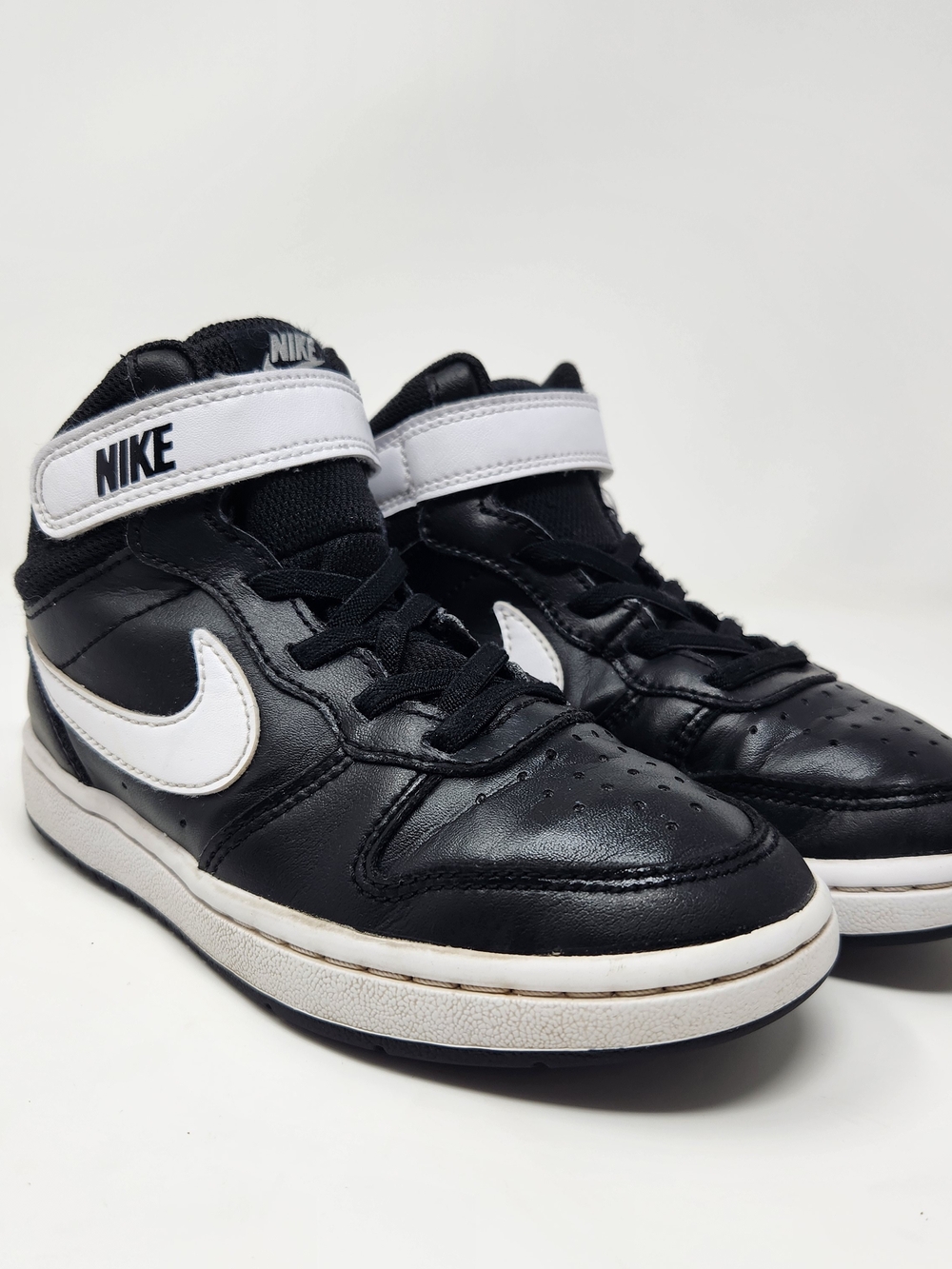 Nike Kids Court Borough Mid 2 Black and White Sneakers - Kids size 12C